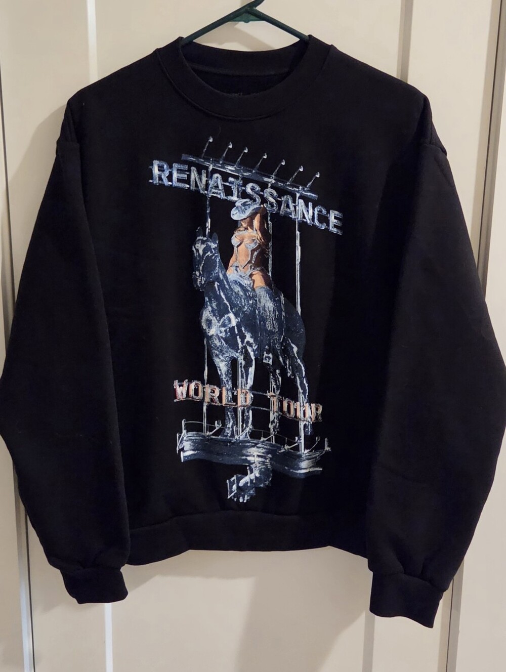 NWOT Beyonce Renaissance World Tour Crewneck Sweatshirt - Black - Size Small
